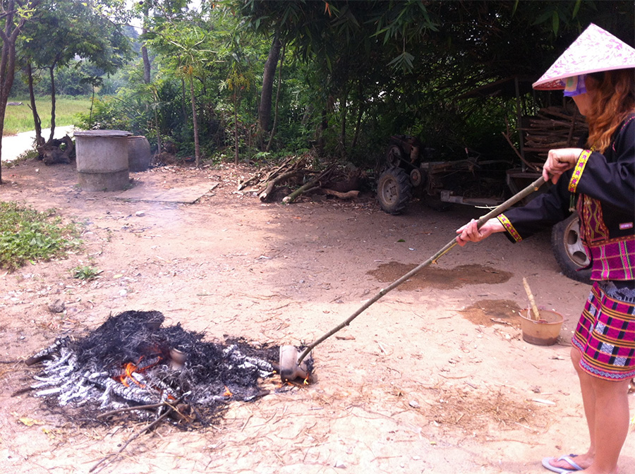探秘海南黎族原始制陶技艺